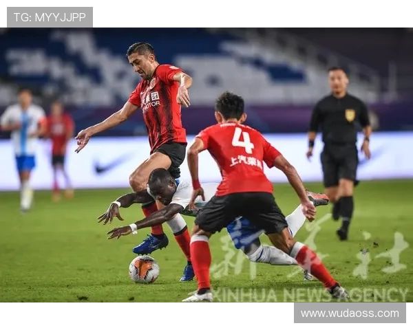 上港对阵天津直播比分实时更新与赛况分析尽在这里